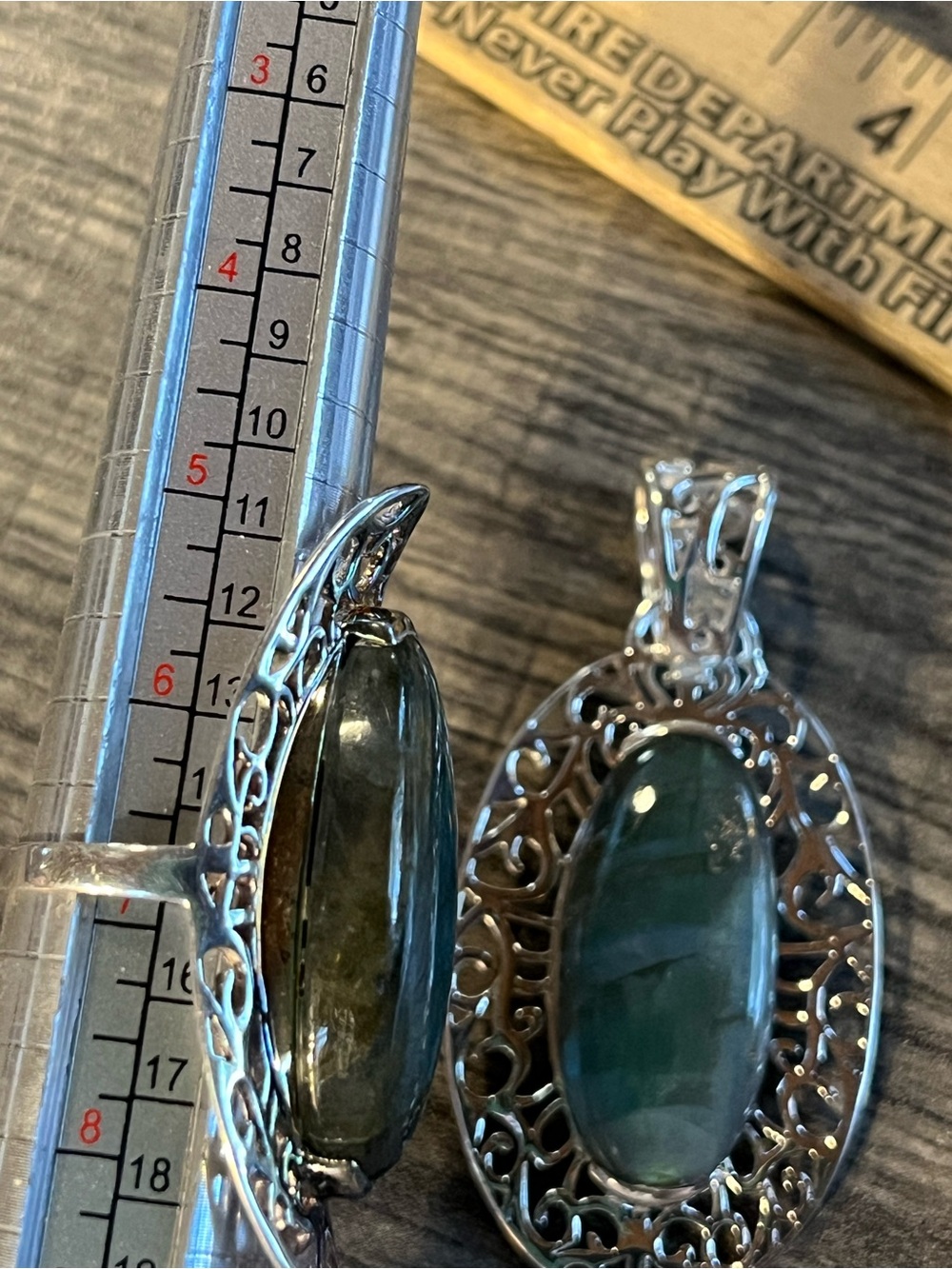 Sterling Silver Green Labradorite Oval Pendant and Ring Set. Sz 6 3/4-7 - Picture 8 of 9